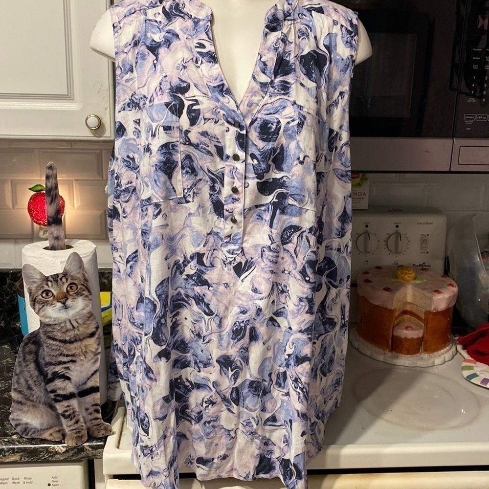 O womens Torrid sleeveless geometric plus size top size 3